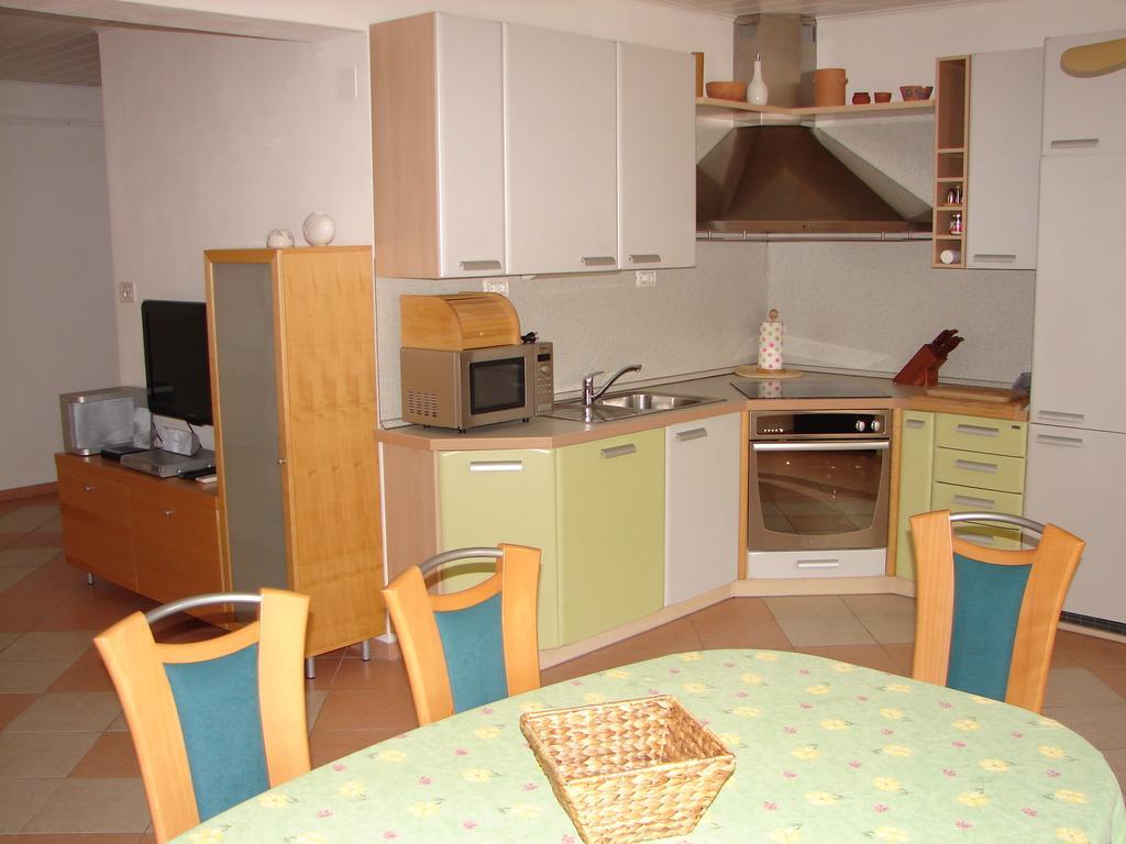 Apartma Veverin Lokve Exterior foto